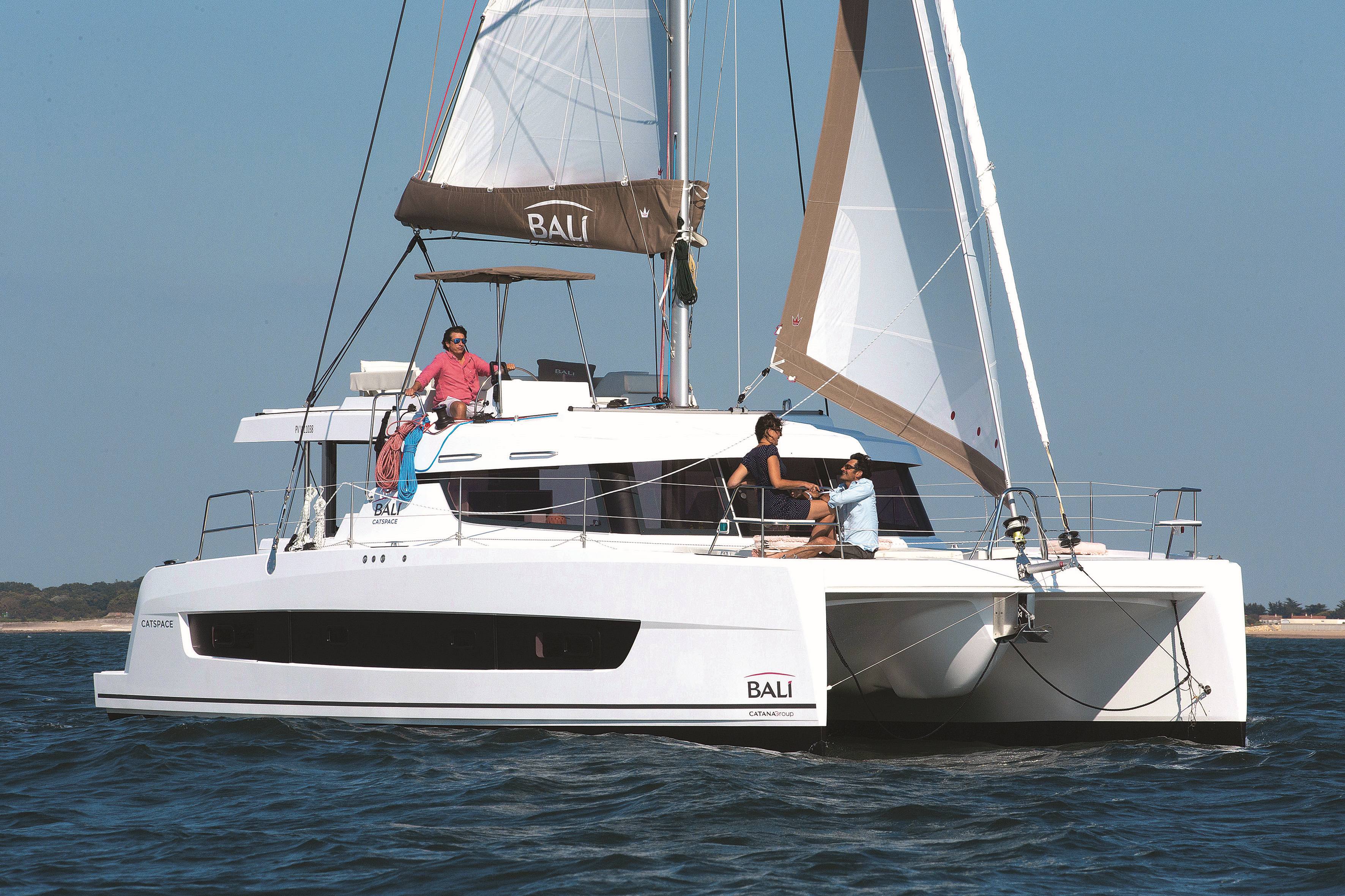 Bali Catspace Sail- Модель парусного катамарана Bali