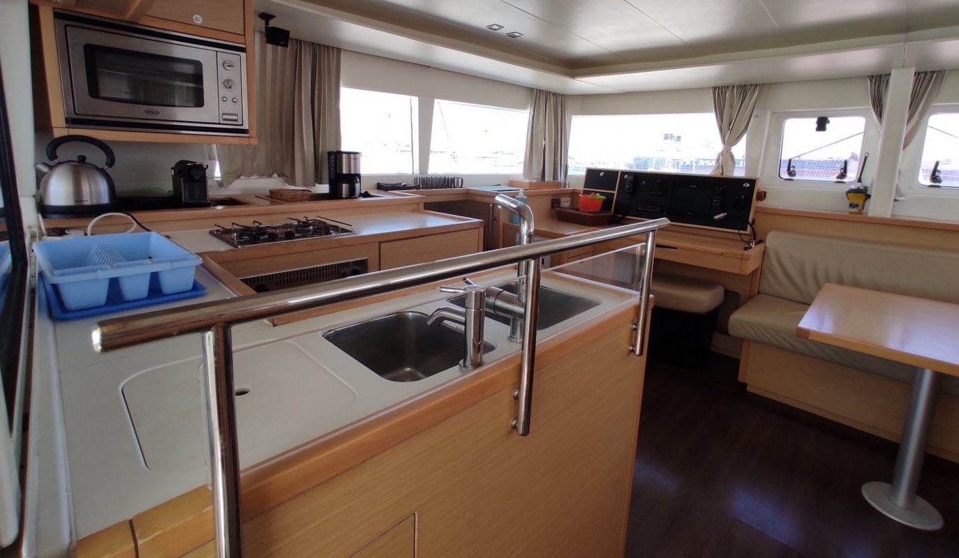 LAGOON 450 Nata - Модель парусного катамарана - Кухня