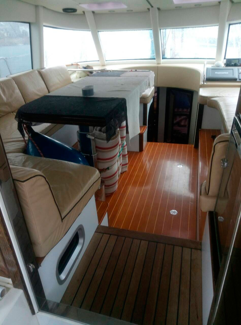 Hermes - яхта на продажу - интерьер