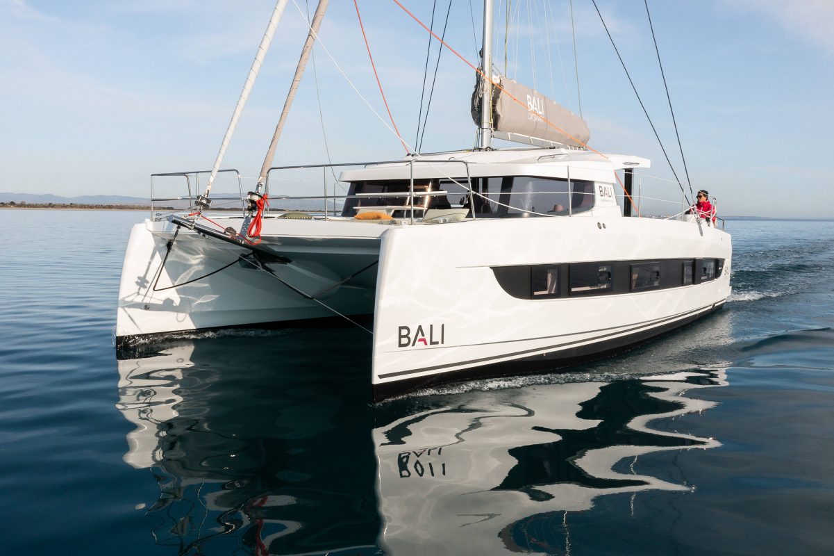 Bali Catsmart Sail- navigation